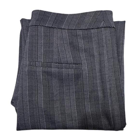 Lysse Women's Herringbone Wide-Leg Dress Pants. Black, Gray Size Small - Picture 7 of 11